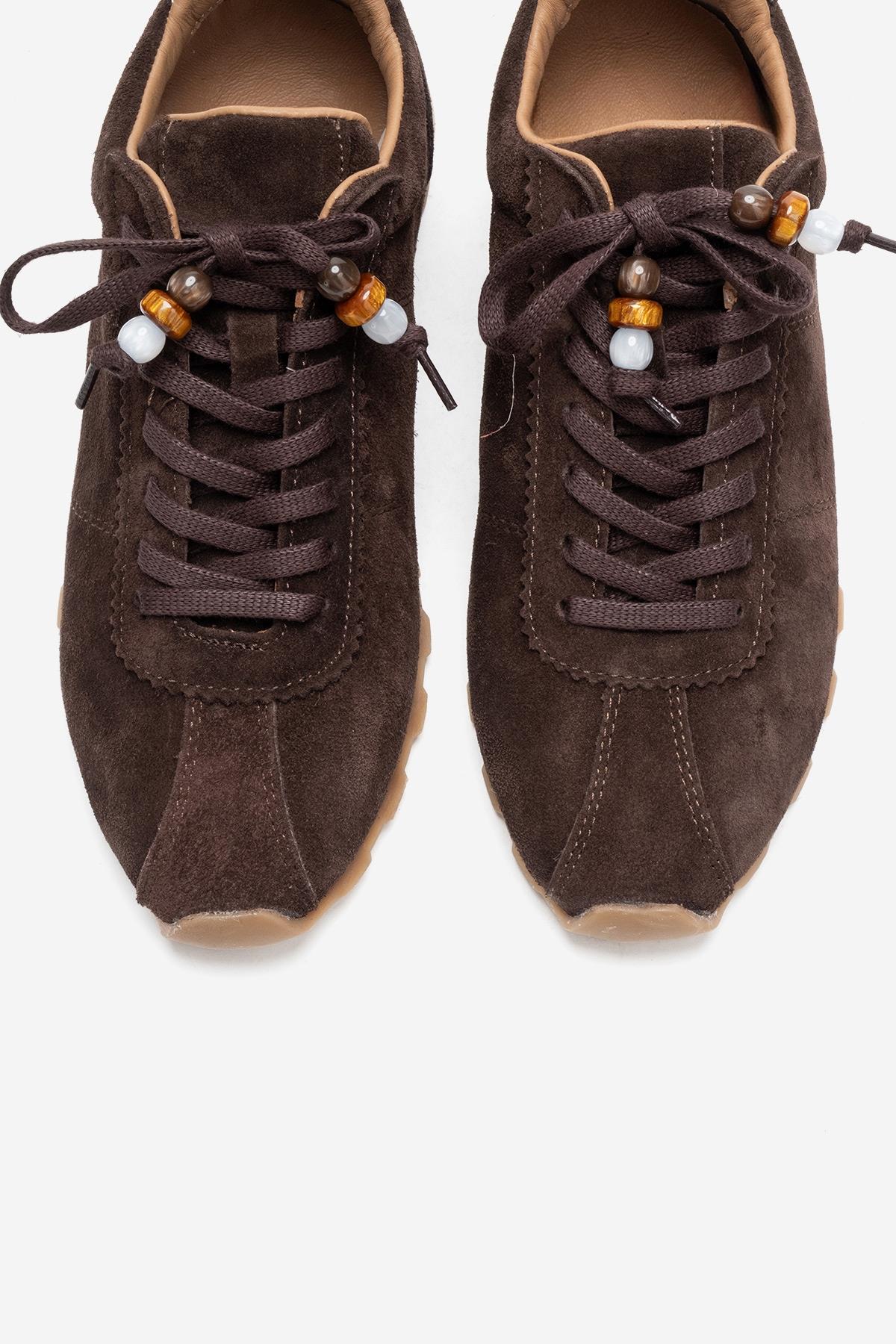 Brea - Zapatillas de ante marrón adornadas (Mujer)