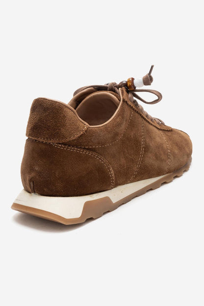 Brea - Zapatillas de ante de piel de camello adornadas (mujer)