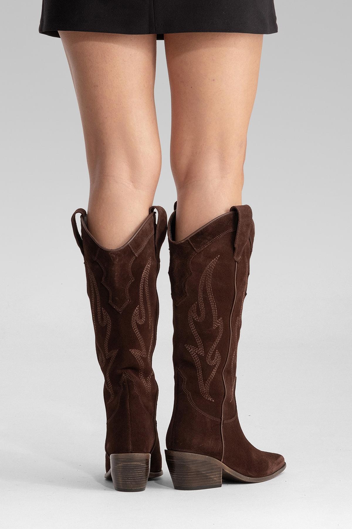 Pietro - Bota alta de cuero de gamuza marrón estilo western (mujer)