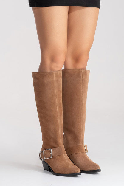 HELIOS - Bota Vaquera de Rodilla con Tacón Bloque de Piel Genuina Color Topo (Mujer)