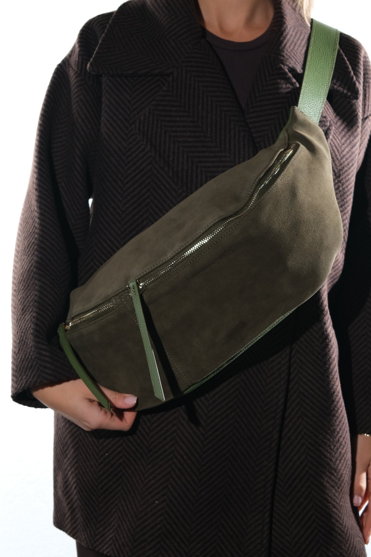 Sola - Bandolera de cuero de ante verde (Mujer)