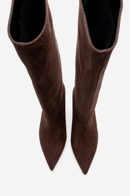 Camila - Bota de tacón de aguja de gamuza marrón (Mujer)