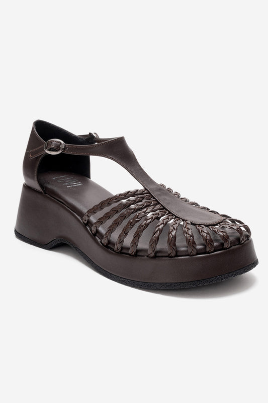 Barry - Sandalias de cuña con detalle trenzado en color marrón (Mujer)