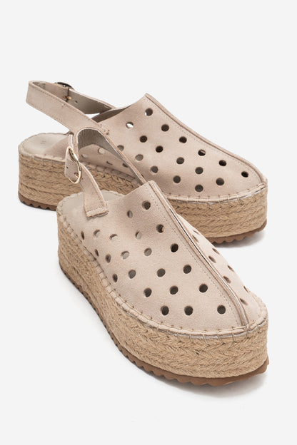 Fraga - Sandalia de cuña de piel de ante color beige (Mujer)