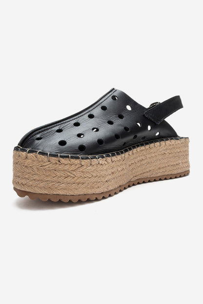 Fraga - Sandalia de cuña de cuero negro (mujer)