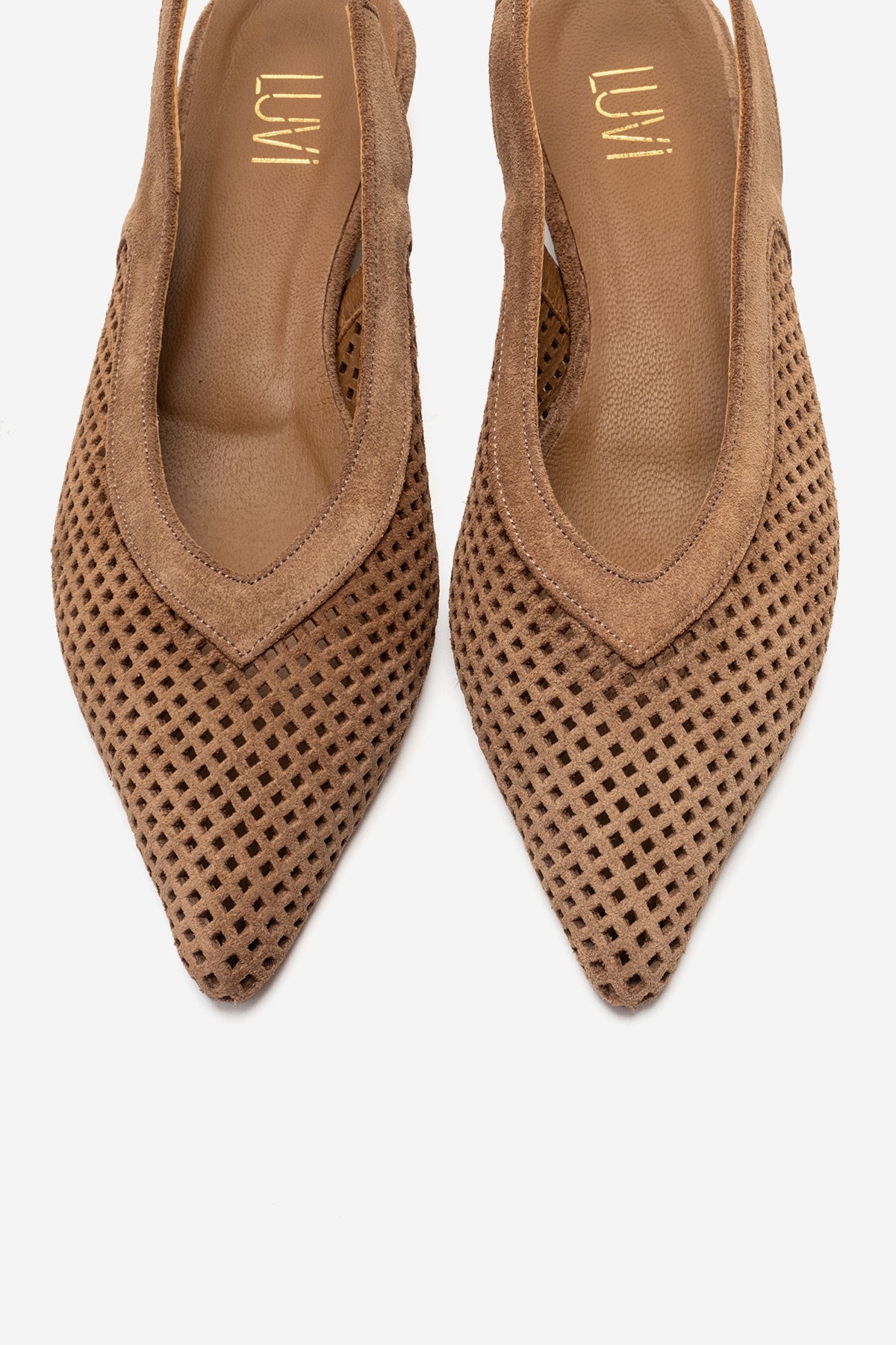 LIEVE - Zapato de tacón bajo de cuero genuino color taupé (Mujer)