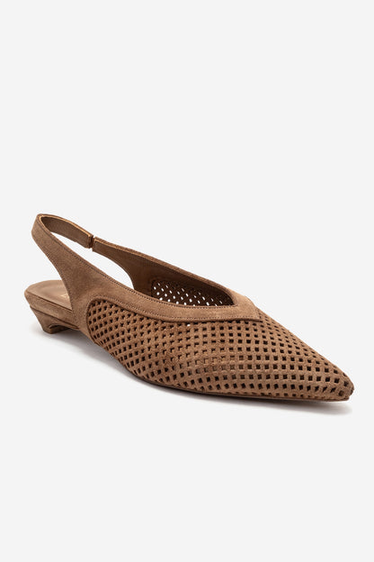LIEVE - Zapato de tacón bajo de cuero genuino color taupé (Mujer)