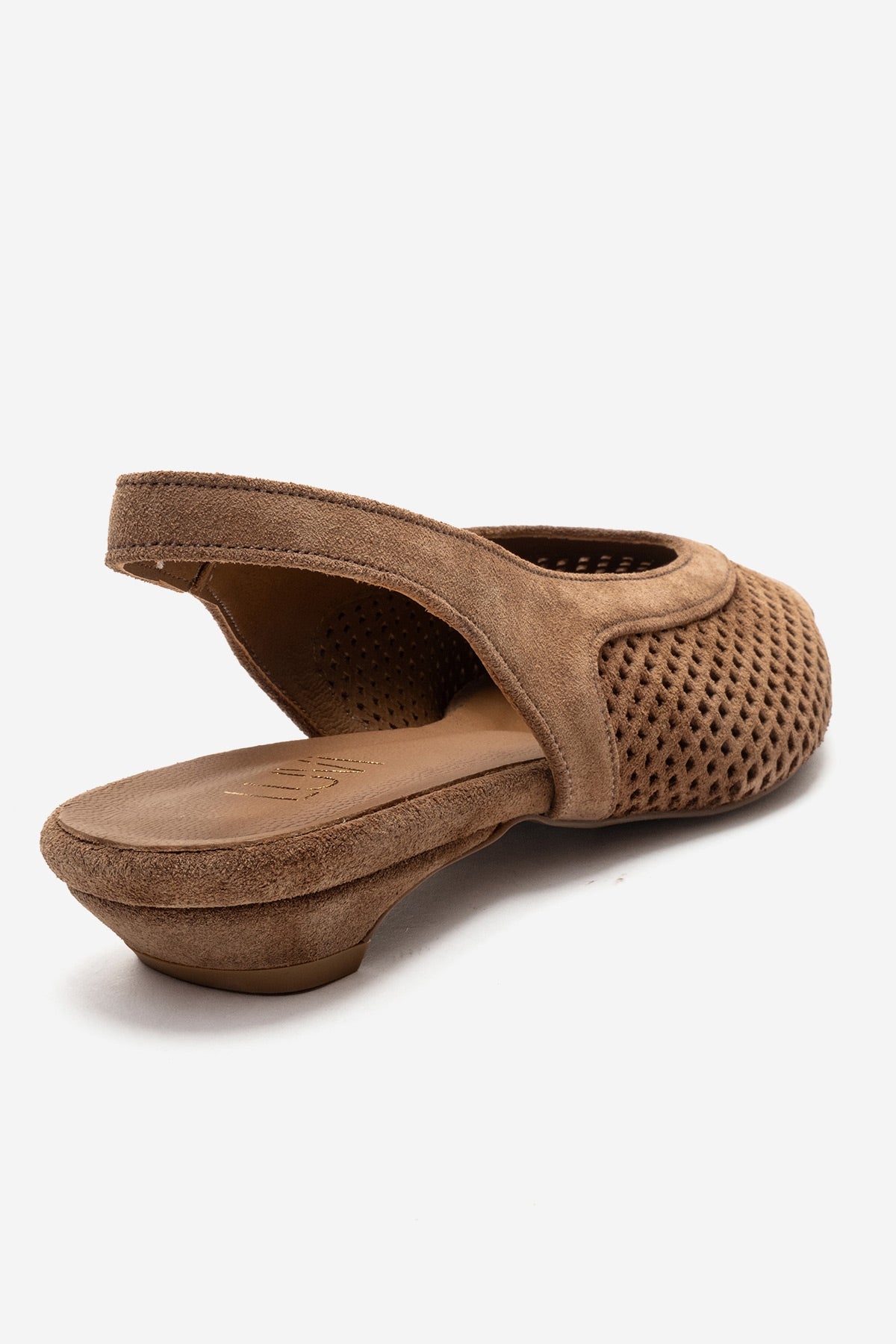 LIEVE - Zapato de tacón bajo de cuero genuino color taupé (Mujer)
