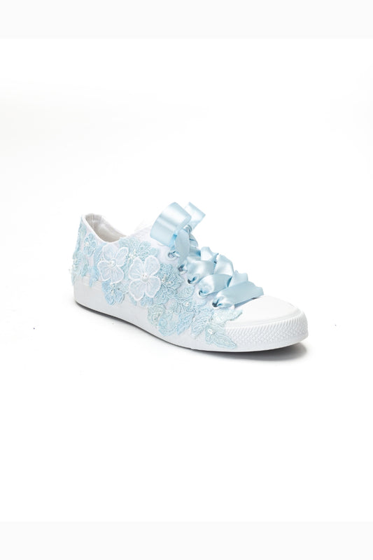 Zapatilla de novia de encaje azul Serenelle