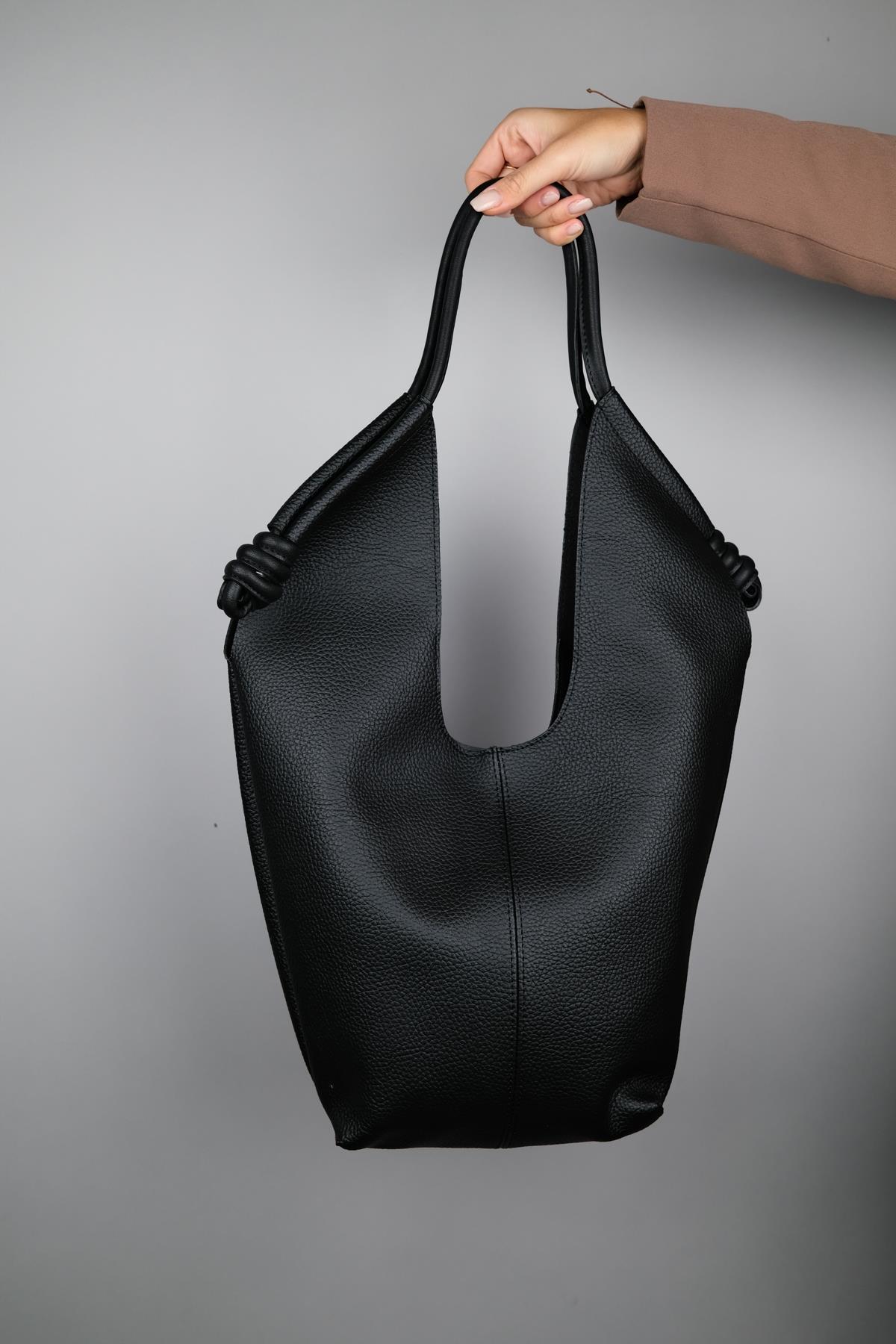 SANTANA - Bolso de hombro holgado de cuero genuino negro (Mujer)
