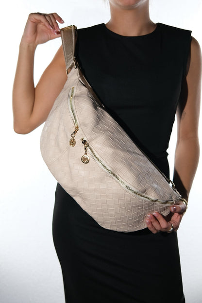 VENTA - Nude Woven Belt Bag (Women)