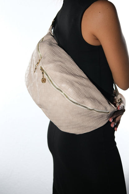 VENTA - Nude Woven Belt Bag (Women)