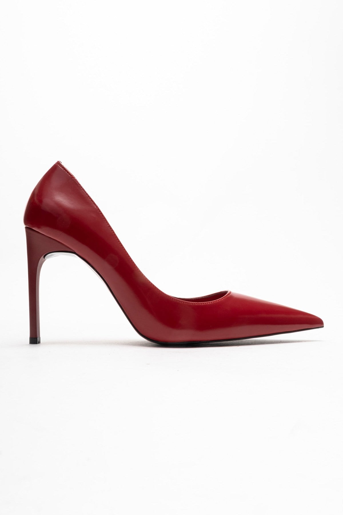 Velorien - Red Stiletto Pump (Women)