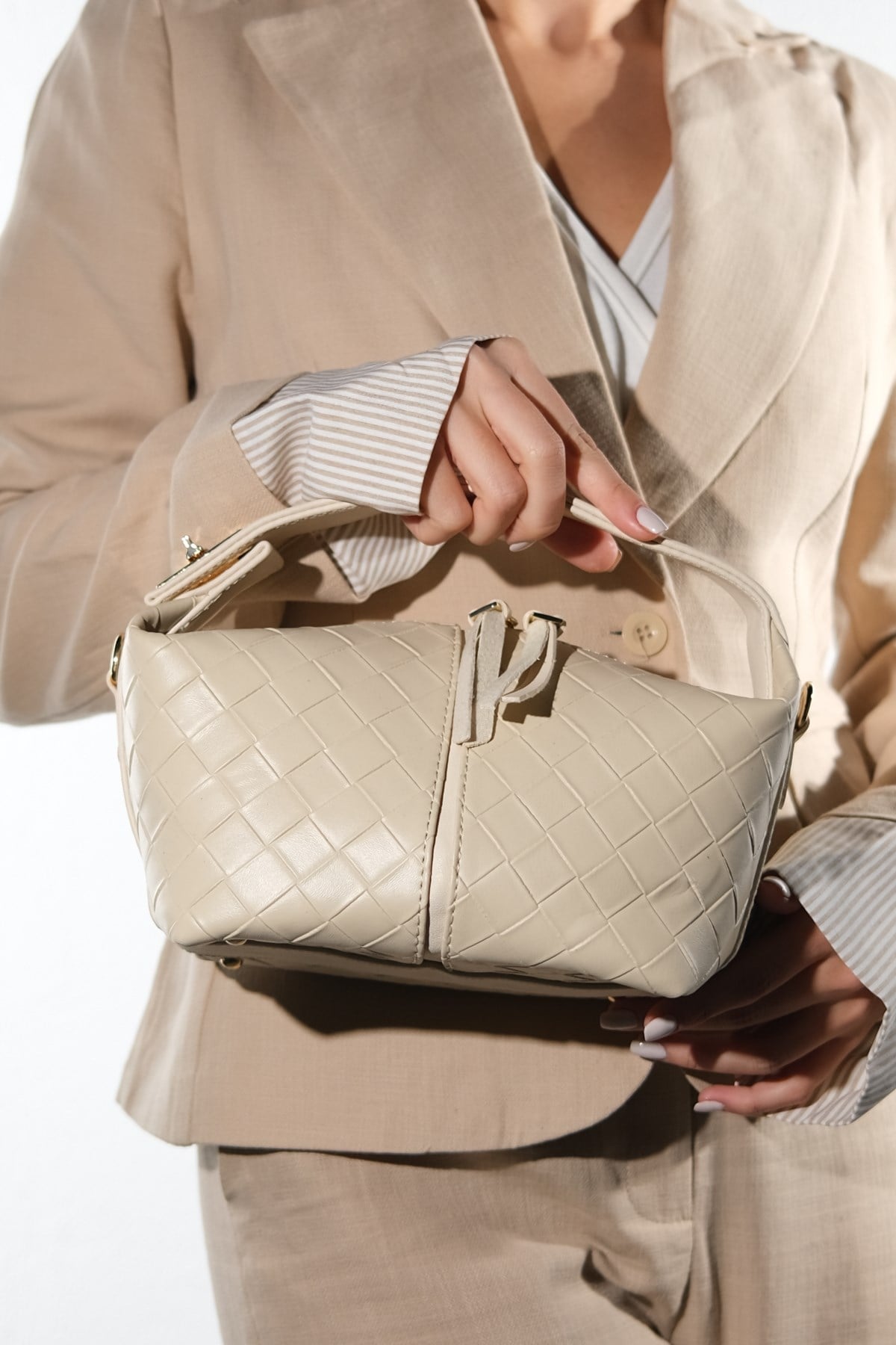 AERIS - Bolso de hombro de cuero genuino beige (Mujer)
