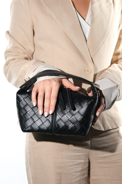 AERIS - Black Shoulder Bag (Women)