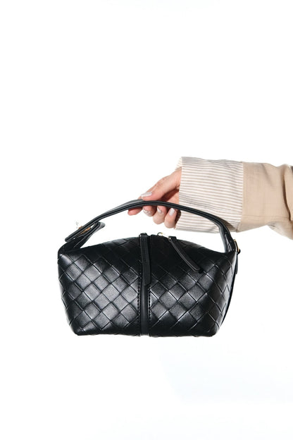AERIS - Black Shoulder Bag (Women)