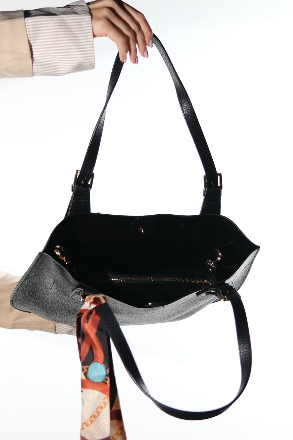 OCEANE - Black Floter Shoulder Bag (Women)