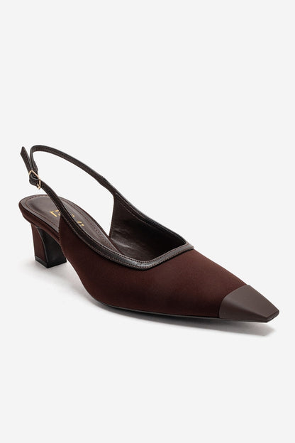 HILDA - Zapatos de tacón de bloque en color marrón (Mujer)
