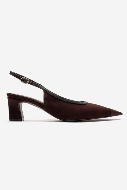 HILDA - Zapatos de tacón de bloque en color marrón (Mujer)
