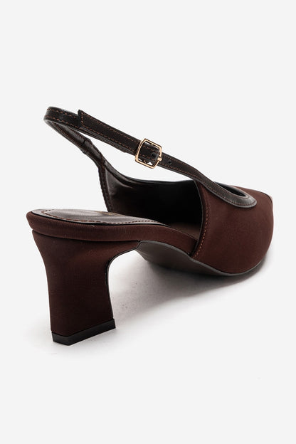 HILDA - Zapatos de tacón de bloque en color marrón (Mujer)