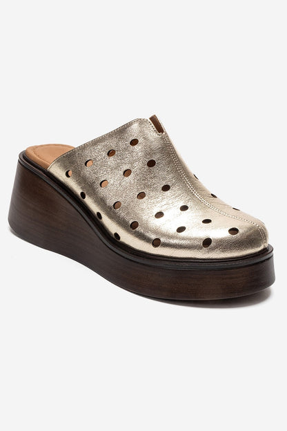 NIVES - Sandalia de cuña de cuero genuino dorado (Mujer)