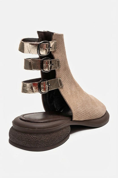CARINA - Sandalia de mujer con cremallera lateral de ante genuino color beige