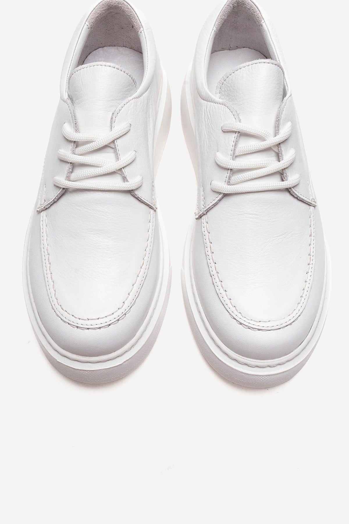 MAREON - Zapatilla de Cuero Genuino Blanco con Cordones (Mujer)