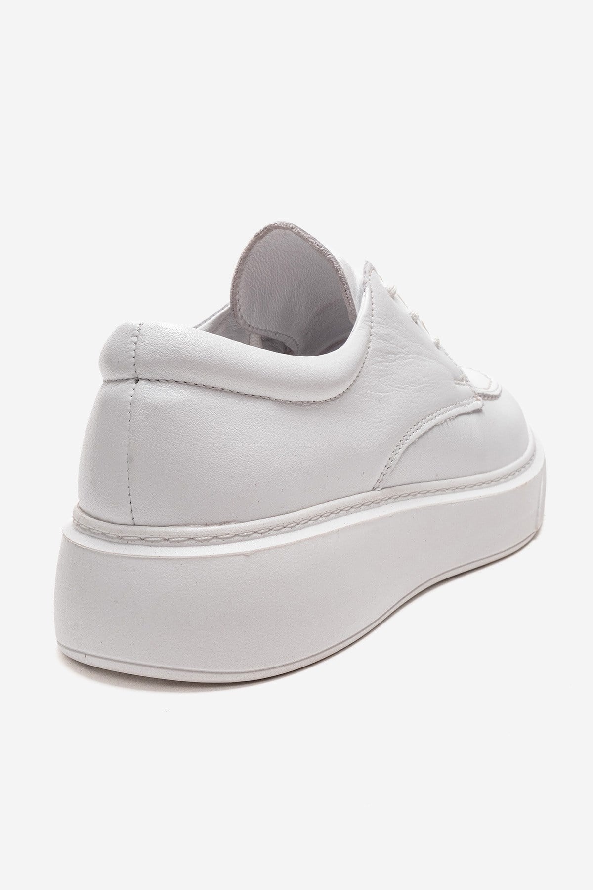 MAREON - Zapatilla de Cuero Genuino Blanco con Cordones (Mujer)