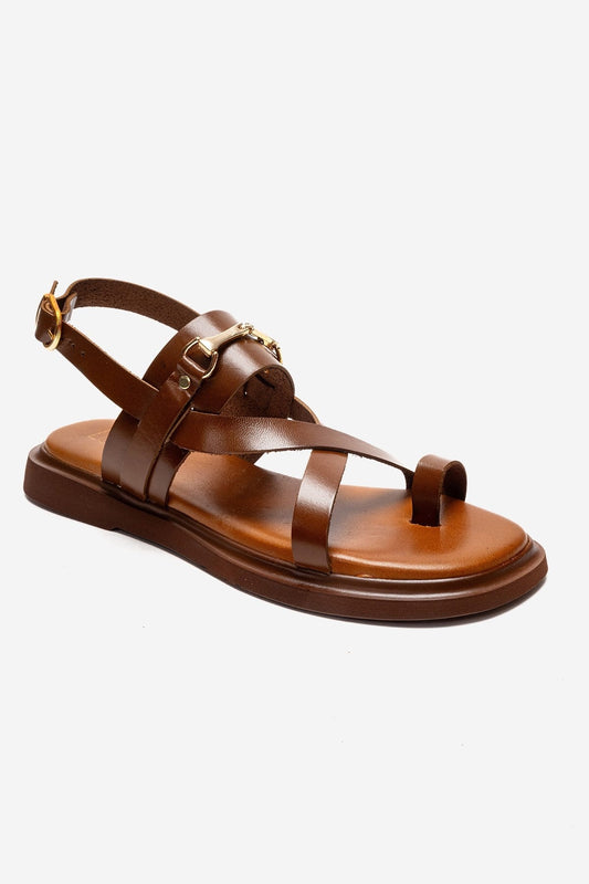 FABIANA - Sandalia de piel genuina color camel con tira entre los dedos (Mujer)