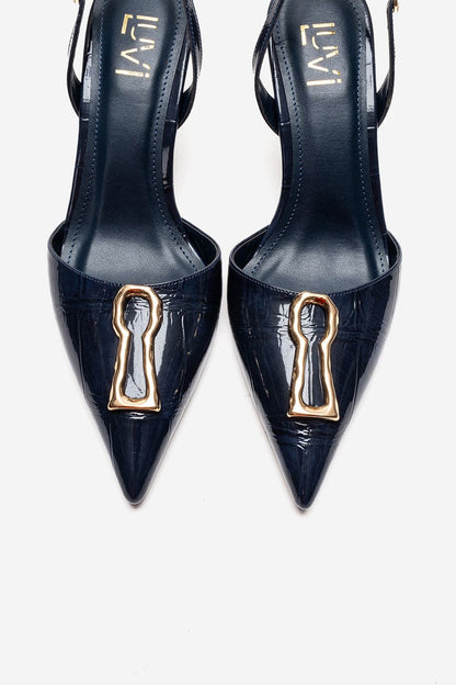 Yvella - Zapatos de tacón de aguja con hebilla de charol azul marino y punta afilada (Mujer)
