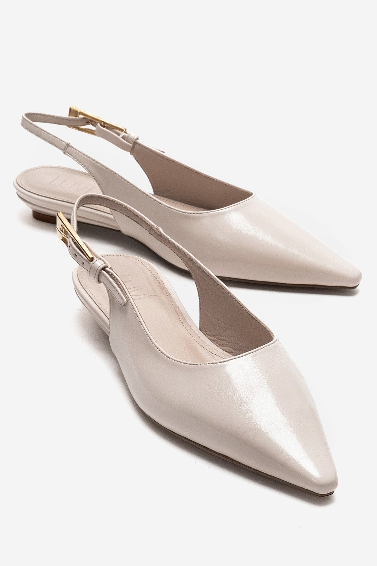 JENNA - Zapato de tacón bajo de piel genuina color blanco roto con punta fina (Mujer)