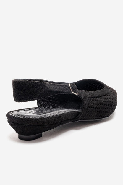 AVIVA - Zapatos de tacón bajo de piel auténtica negra con puntera en punta (Mujer)