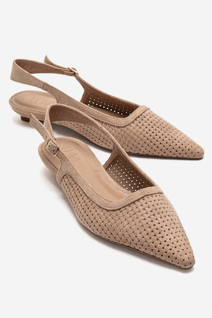 AVIVA - Zapatos de tacón bajo con punta fina de cuero genuino color beige (Mujer)
