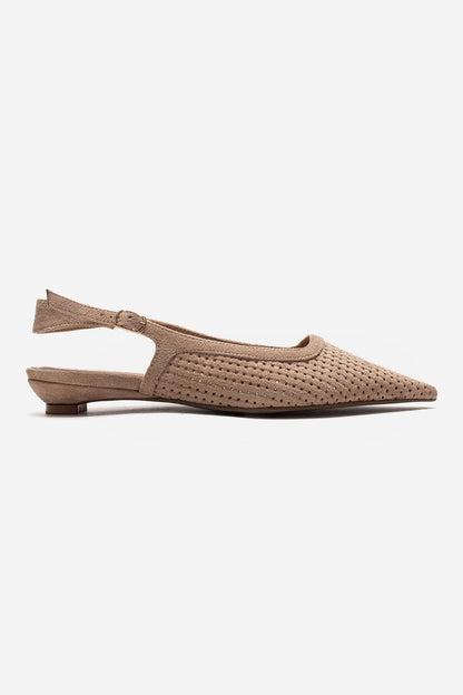 AVIVA - Zapatos de tacón bajo con punta fina de cuero genuino color beige (Mujer)
