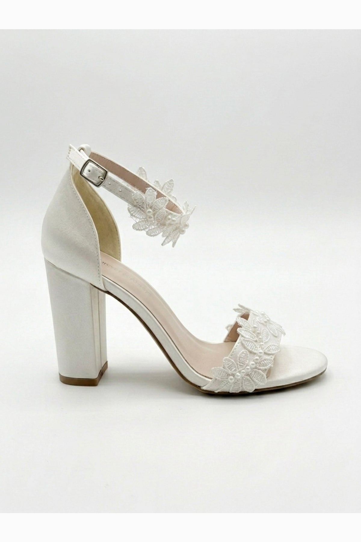 Zapatos de tacón de encaje Lirielle para novia