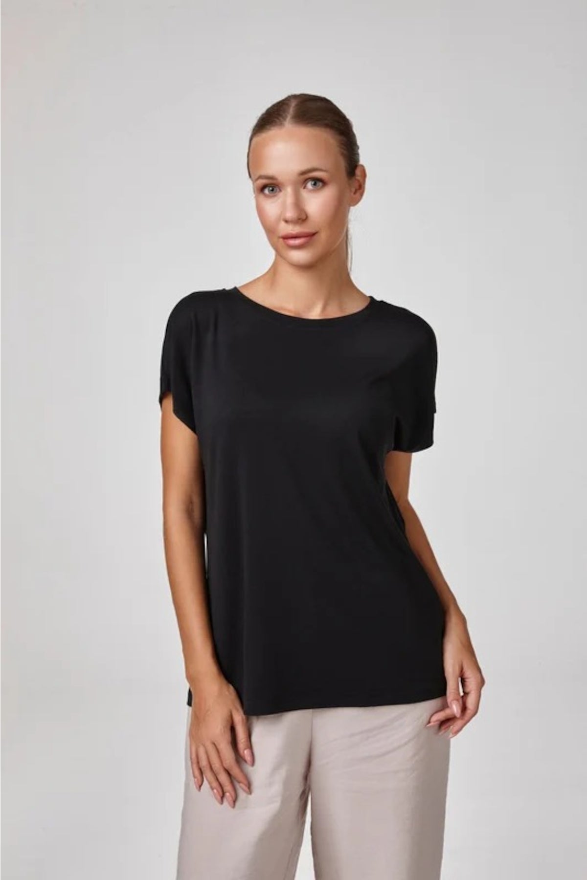 Relactive Wear-Liona Women’s Black Modal Blend Soft Stretch Everyday Top