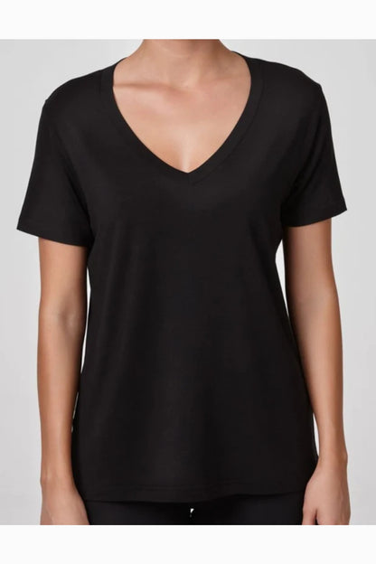 Relactive Wear-Camiseta de modal ultrasuave con cuello en V pronunciado en negro Alaia para mujer