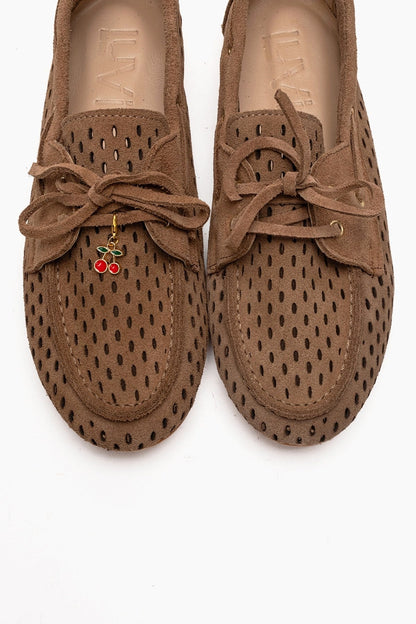 Stevo - Mocasín con cordones perforado de cuero genuino color topo (Mujer)
