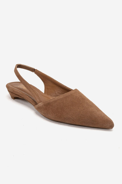 BERLINA - Zapatos de tacón bajo de piel auténtica color camel (mujer)