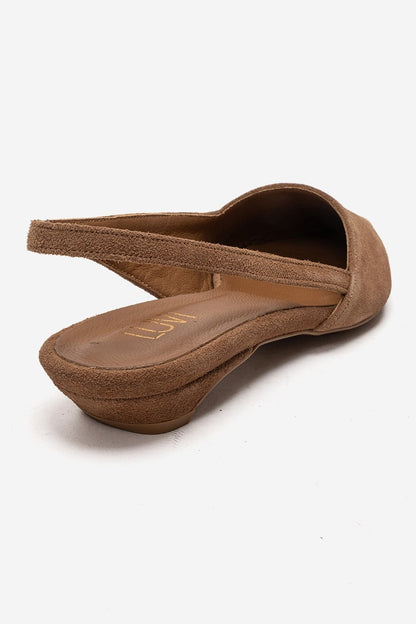 BERLINA - Zapatos de tacón bajo de piel auténtica color camel (mujer)
