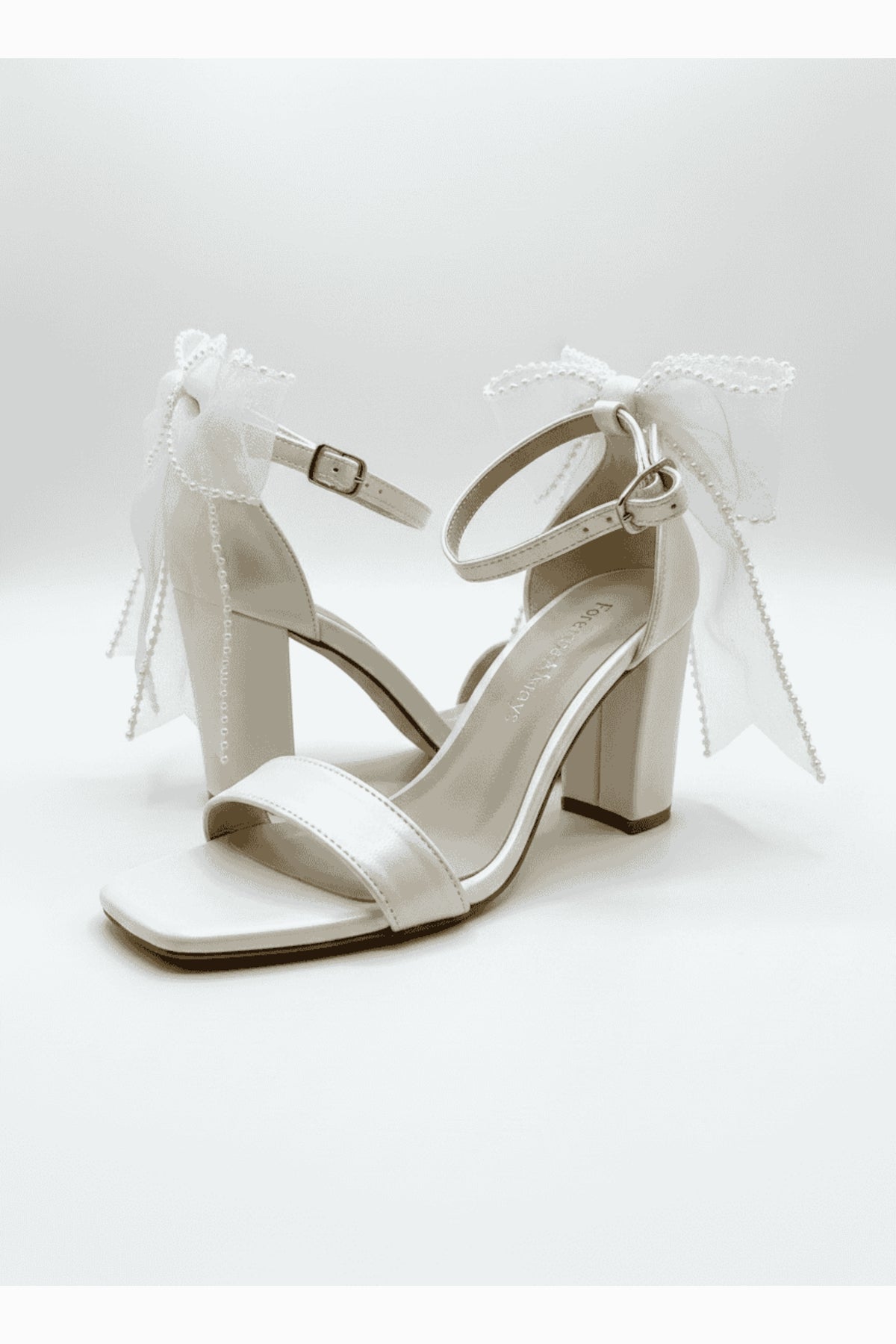 Evarose Bow Detail Block Heel Bridal Sandal