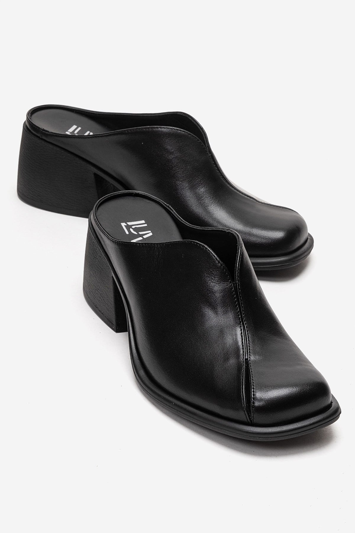 Ardent - Black Genuine Leather Block Heel Mule (Women)