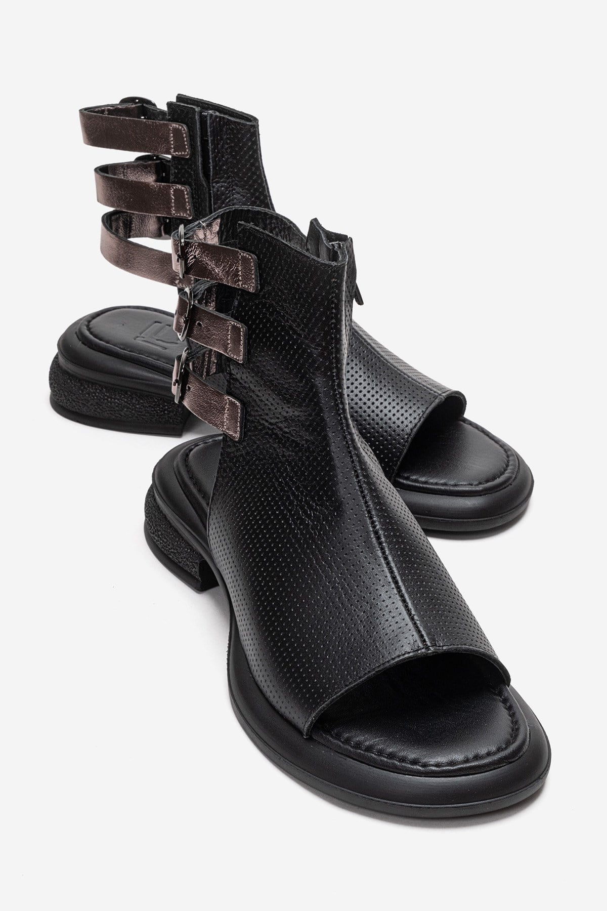 Carina - Sandalia de cuero auténtico negro con cremallera lateral (mujer)
