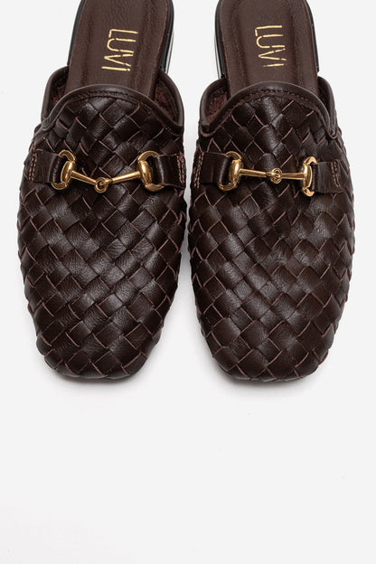 SENIA - Mules cerrados con hebilla delantera de piel auténtica marrón (mujer)