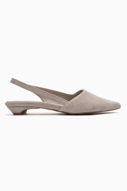 BERLINA - Zapato de tacón bajo beige de piel genuina (Mujer)