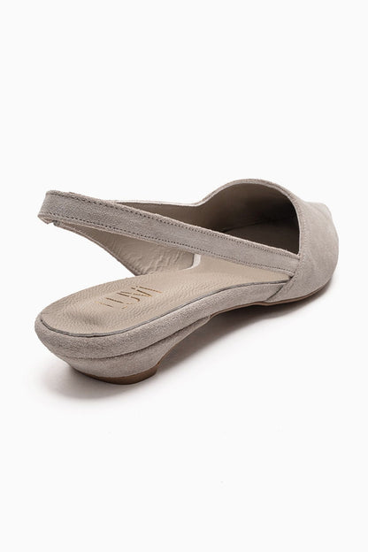 BERLINA - Zapato de tacón bajo beige de piel genuina (Mujer)