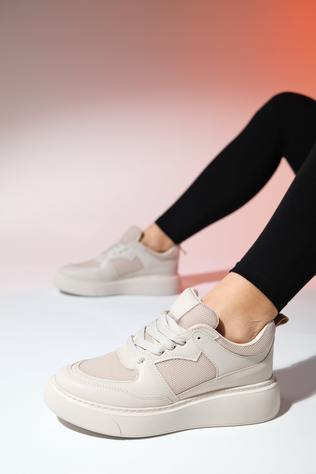Ingrid - Beige Platform Sneakers