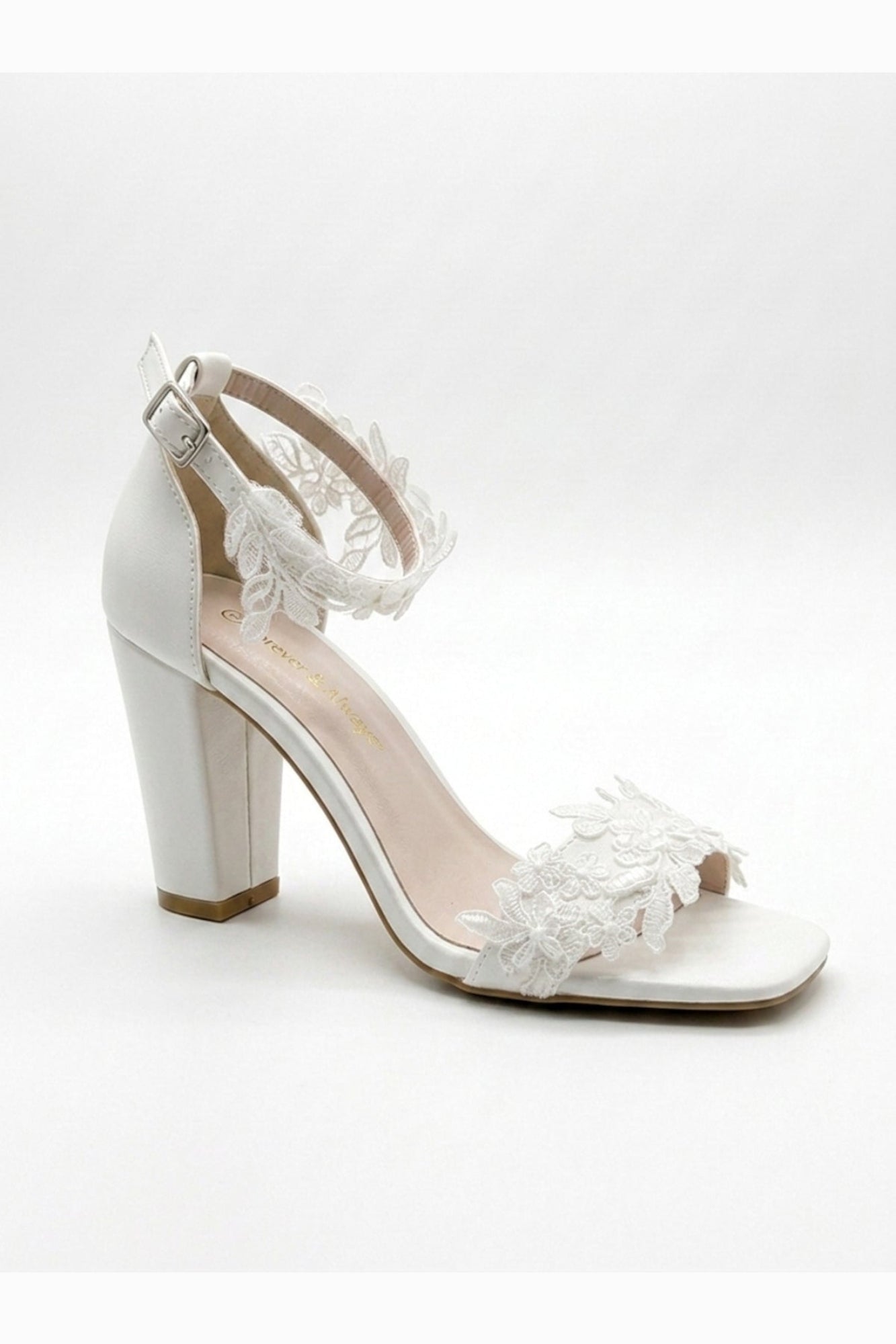 Sandalias de tacón de bloque con encaje Selia para boda