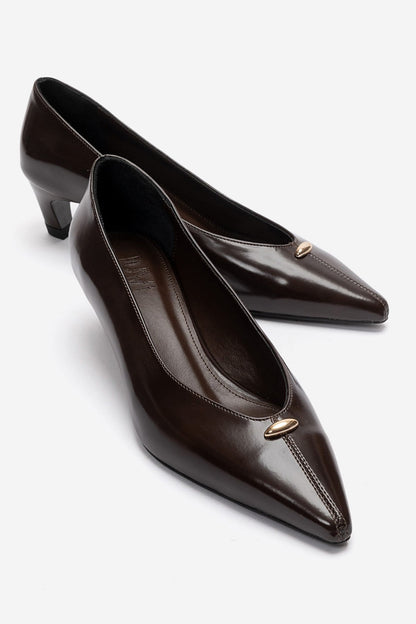 Versay - Brown Kitten Heel Shoe (Women)
