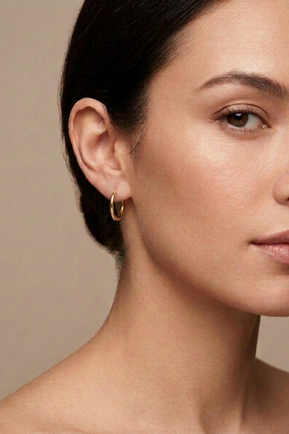 Amelie Classic 14k Gold Hoop Earrings